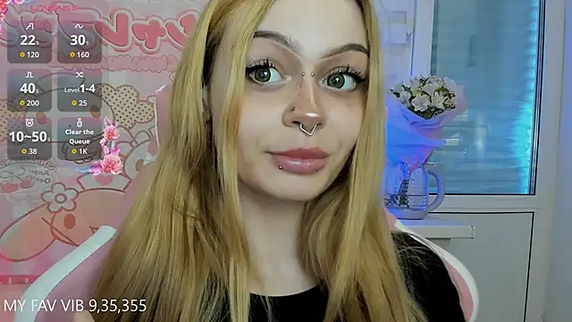 Snapshot of shy_melony chatting on 8, 4, 2026 shy melony online show from 8, 4, 2026