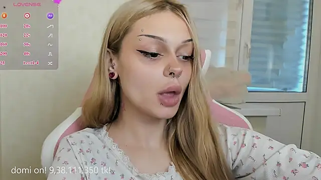 Snapshot of shy_melony chatting on 14, 7, 2026 shy melony online show from 14, 7, 2026