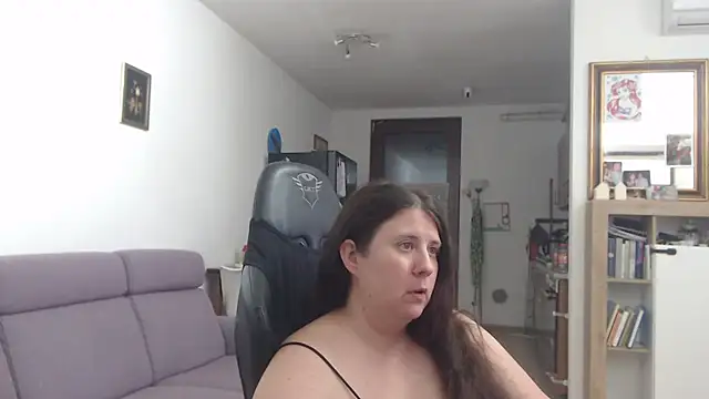Snapshot of valerysexy chatting on 10, 7, 2026 valerysexy online show from 10, 7, 2026