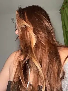 NatyOlson online show from 9, 10, 2025