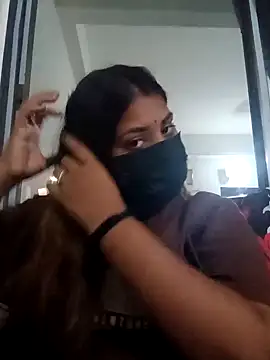 Hotmilfxox online show from 5, 12, 2024