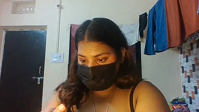 Snapshot of Hotmilfxox chatting on 3, 7, 2026 Hotmilfxox online show from 3, 7, 2026