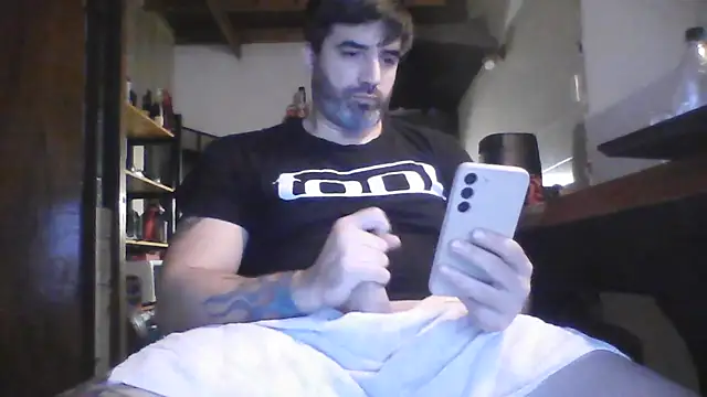 Snapshot of ozzypsico13 chatting on 31, 5, 2026 ozzypsico13 online show from 31, 5, 2026