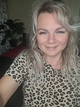 candy queeen online show from 24, 5, 2026