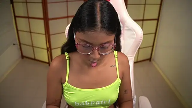 small emilie online show from 5, 11, 2025