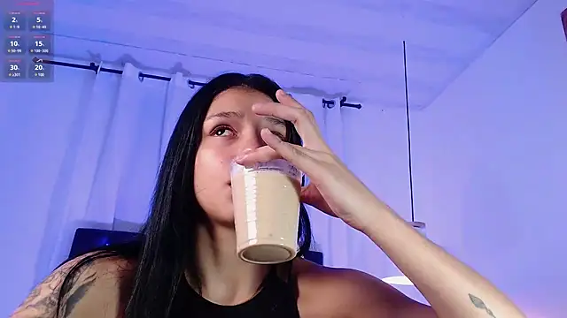 Snapshot of Zoee_babygirl chatting on 10, 12, 2024 Zoee babygirl online show from 10, 12, 2024