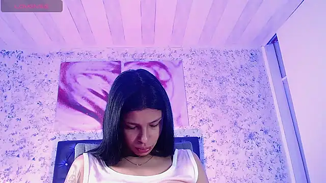 Snapshot of Zoee_babygirl chatting on 1, 2, 2025 Zoee babygirl online show from 1, 2, 2025