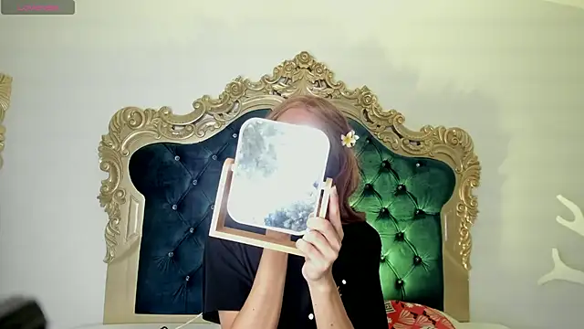 Snapshot of Ari_sunshine_ chatting on 17, 11, 2025 Ari sunshine online show from 17, 11, 2025