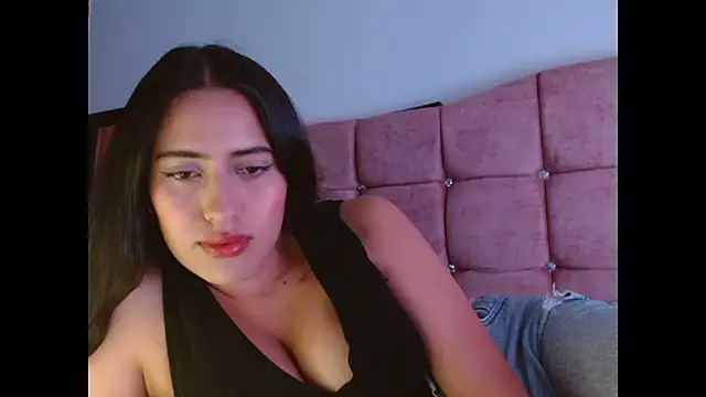 Paris-love online show from 14, 10, 2025