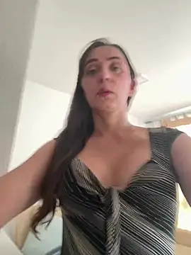 natalie cowens online show from 22, 5, 2026
