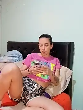 solangeyaelok1 online show from 28, 9, 2025