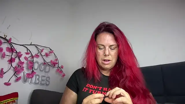 redxxxvixen online show from 19, 5, 2026