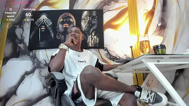 Snapshot of Thomas_shelbys chatting on 12, 11, 2025 Thomas shelbys online show from 12, 11, 2025