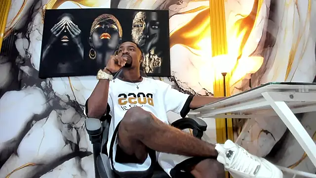 Snapshot of Thomas_shelbys chatting on 15, 11, 2025 Thomas shelbys online show from 15, 11, 2025