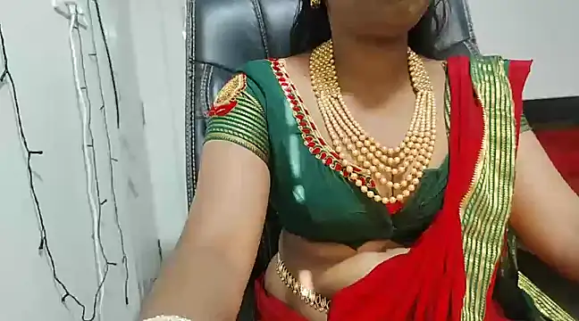 Anjali cute-Pondati online show from 2, 2, 2025