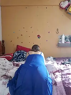 Lunababymylove online show from 25, 1, 2025