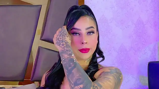 GiahDaniels online show from 15, 2, 2026