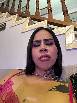 GiahDaniels online show from 15, 5, 2026