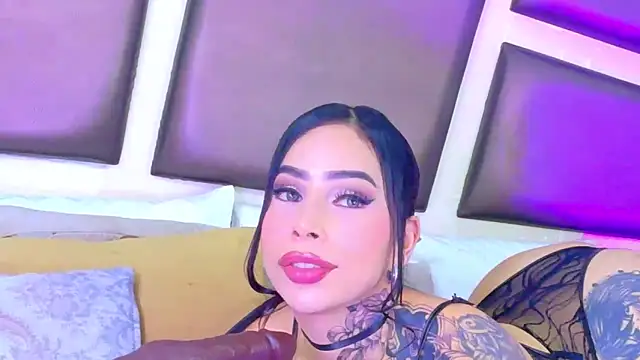 GiahDaniels online show from 21, 5, 2026