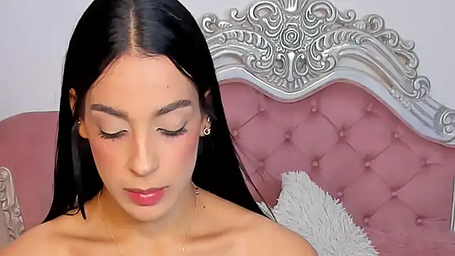 AngelineConnor online show from 13, 2, 2025