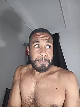 KaelMoreau online show from 4, 11, 2025