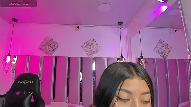 Snapshot of valery_ws_ chatting on 9, 10, 2025 valery ws online show from 9, 10, 2025