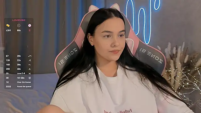  Sweetie  online show from 17, 3, 2025