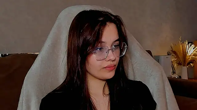  Sweetie  online show from 13, 4, 2026