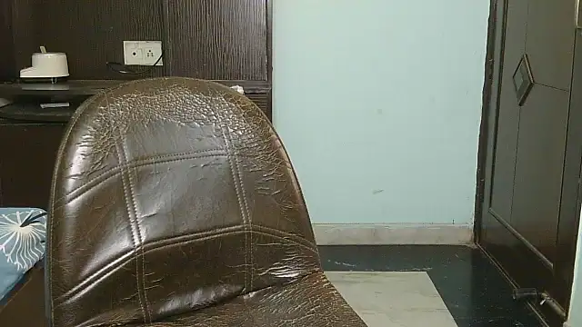 Snapshot of Zaraa_1 chatting on 23, 9, 2025 Zaraa 1 online show from 23, 9, 2025