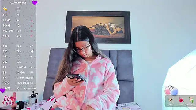 Vahiolet smith online show from 28, 3, 2026