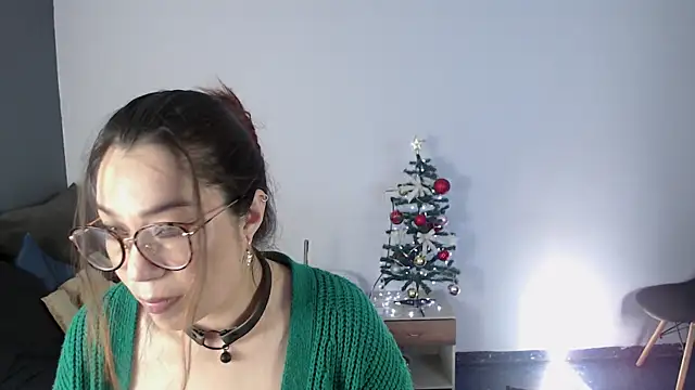 Snapshot of Miiaa_wallace chatting on 22, 12, 2024 Miiaa wallace online show from 22, 12, 2024