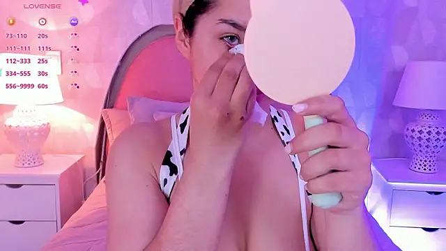 Snapshot of angeline_teen chatting on 11, 5, 2026 angeline teen online show from 11, 5, 2026