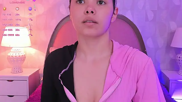 Snapshot of angeline_teen chatting on 15, 5, 2026 angeline teen online show from 15, 5, 2026