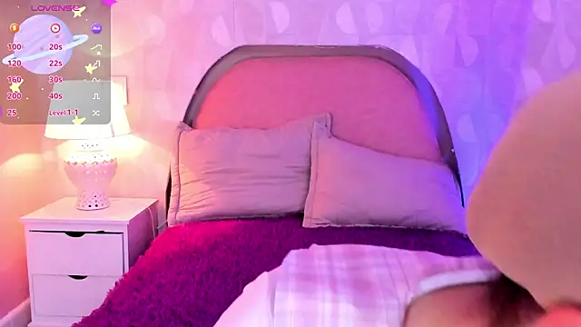 Snapshot of angeline_teen chatting on 3, 7, 2026 angeline teen online show from 3, 7, 2026