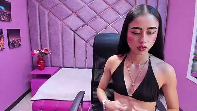 Snapshot of AnnySweett_ chatting on 25, 9, 2025 AnnySweett online show from 25, 9, 2025