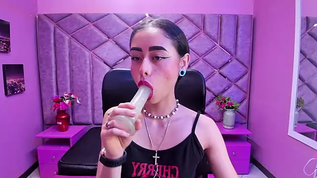 Snapshot of AnnySweett_ chatting on 4, 10, 2025 AnnySweett online show from 4, 10, 2025