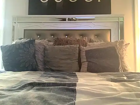 Snapshot of BubbaATL chatting on 19, 10, 2025 BubbaATL online show from 19, 10, 2025