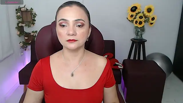 Snapshot of Ghada_milf chatting on 21, 4, 2026 Ghada milf online show from 21, 4, 2026