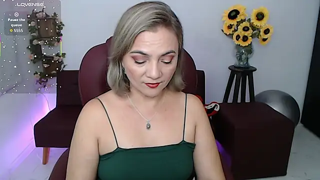 Snapshot of Ghada_milf chatting on 23, 4, 2026 Ghada milf online show from 23, 4, 2026
