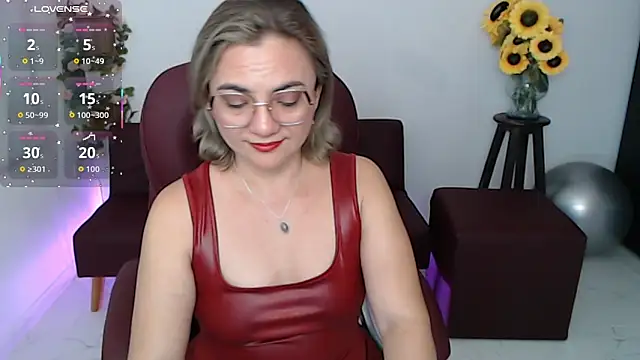 Snapshot of Ghada_milf chatting on 9, 5, 2026 Ghada milf online show from 9, 5, 2026