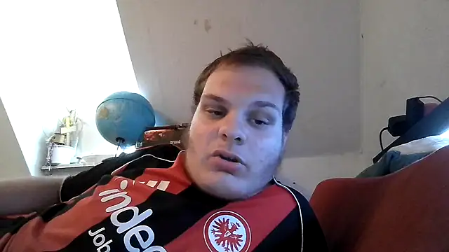 Nicolasjlhkjzl online show from 17, 6, 2026