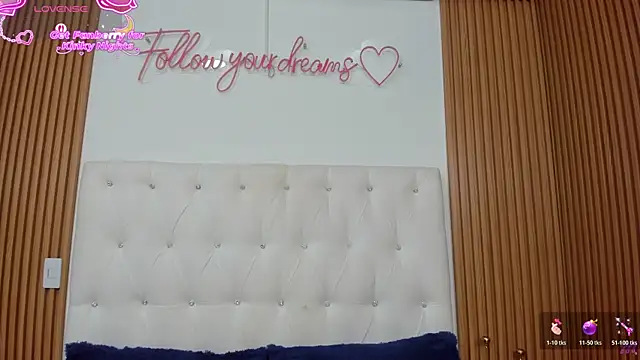MartinaWestt online show from 11, 7, 2026