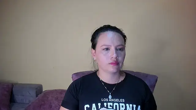 lauraguzman online show from 25, 3, 2026
