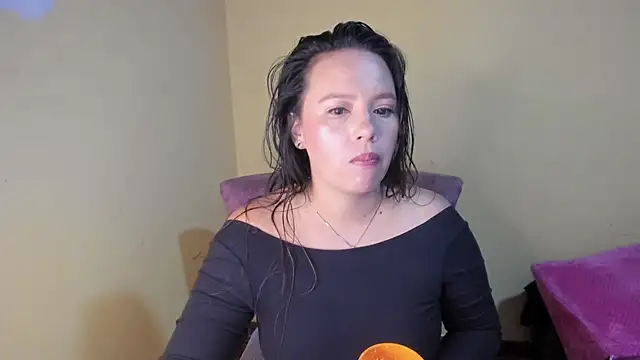 lauraguzman online show from 1, 4, 2026