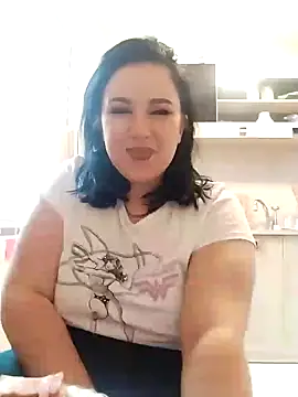 Snapshot of AdelinaJude chatting on 1, 2, 2025 AdelinaJude online show from 1, 2, 2025