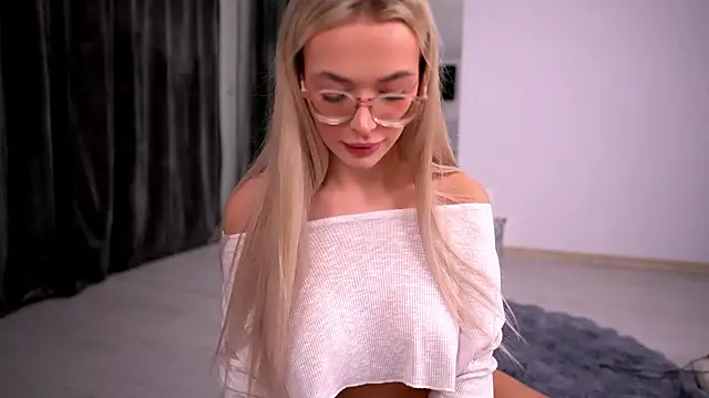 Snapshot of KylieJoyce chatting on 18, 1, 2026 KylieJoyce online show from 18, 1, 2026