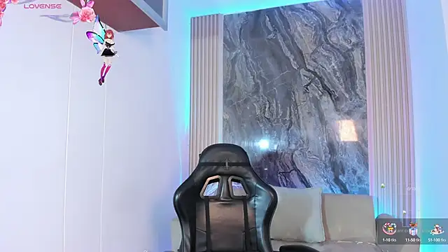 Snapshot of ailynBlaze chatting on 7, 10, 2025 ailynBlaze online show from 7, 10, 2025