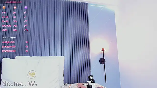 stephany roses  online show from 19, 12, 2024