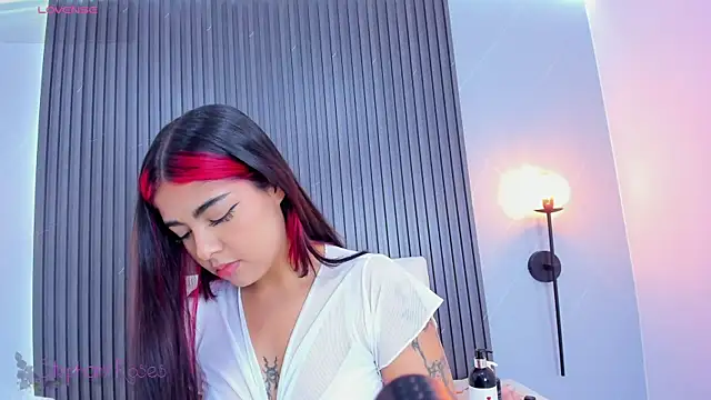 stephany roses  online show from 4, 2, 2025