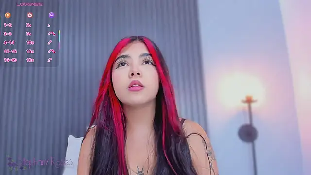 stephany roses  online show from 5, 3, 2025